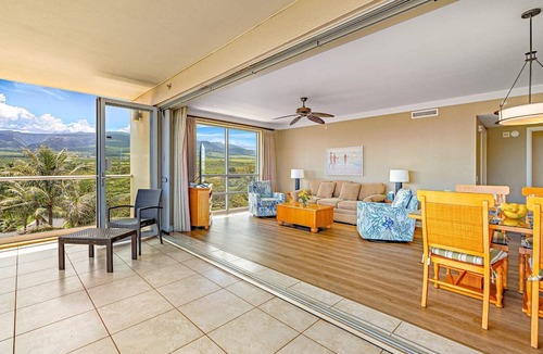 Honokowai Condo | Maui Resort Rentals: Honua Kai Hokulani 536 – Ocean & Mountain Views w/King Size Balcony!
