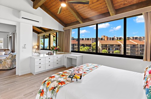 Honokowai Condo | Grand 3bd ocean view condo at pristine resort