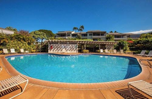 Wailea Condo | Top Floor Remodel! Ocean and Fairway Views Ekolu 908
