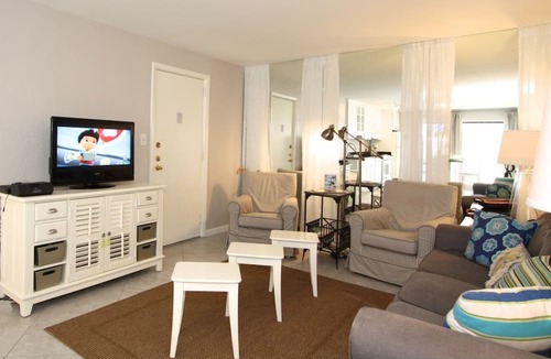 St. Pete Beach Condo | Patio Area - Walk to Beaches Shops & Restaurants