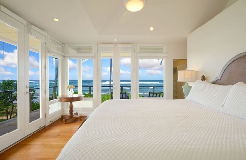 Wainiha House | Beachfront Luxury Dream House with A/C & Gym!