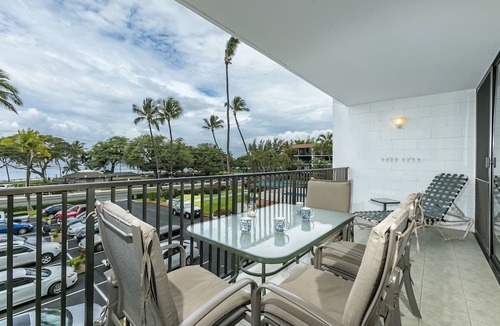 Kihei Condo | Oceanview Condo Across from Kamaole Beach III | Updated Kihei Getaway