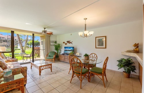 Kihei Condo | BUILDING #1-OCEAN VIEWS-GROUND FLOOR CONVENIENCE-AC-METICULOUS CLEANING