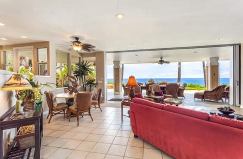 Kailua-Kona House | Dolphin House Oceanfront Estate