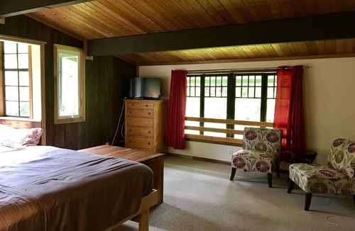 Glenwood House | 10 Acre Private Bamboo Retreat Located Just Minutes From Volcano National Park