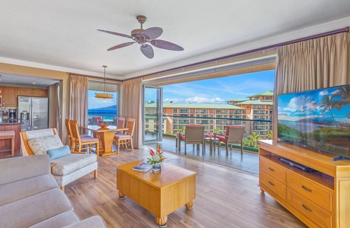 Honokowai Condo | Maui Resort Rentals: Honua Kai Hokulani 736 – 7th Floor Ocean & Mountain Views w/King Size Balcony!