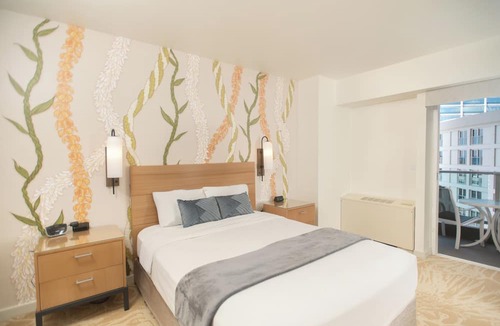 Ala Moana Condo | BEST RATE! ADA Studio Ala Moana Condominium (AH01)