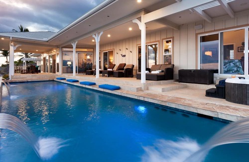 Kamuela House | STUNNING 220 DEGREE OCEAN VIEW VILLA, w/SPA & FOUNTAIN POOL, BEACH RESORT CLOSE