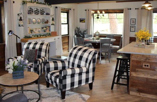 Drake Cabin | Great Getaway on the Big Thompson very near Estes & Rocky Mt. Nat'l Park
