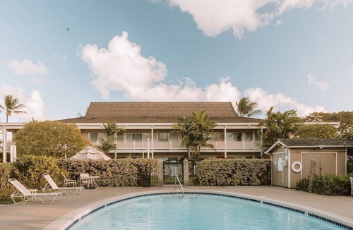 Wailua Hotel | Relaxing Beach Stay Awaits! 1 BR w/Pool Access and Free Parking!