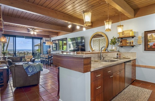 Kahana Condo | Cozy Oceanfront 3b/3b Villa in Kahana Outrigger