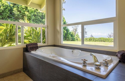 Kalaoa House | Relaxing and Peaceful Big Island Home Kailua Kona