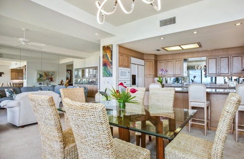 Wailea Condo | Panoramic Ocean Views - Makena Surf A203