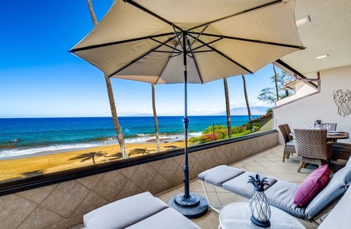 Wailea Condo | Sunset Views | Snorkeling | Resort Amenities - Makena Surf B205