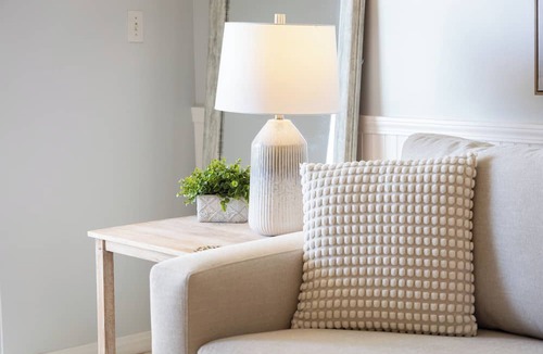 Eastern Malibu Condo | Oceanfront Gem w/Balcony, Pool, Hot Tub & Carbon Beach Access | Bluewater Haven