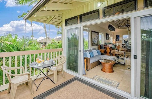 Princeville Condo | Princeville Duplex with Fast WiFi, AC, 2 Balconies & Pool