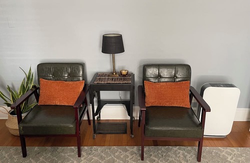 Commerce House | Stylish Family Home: Walk to Downtown Commerce 10 guests: 5BR/4BA