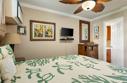 Waialee Apartment | Private Beachfront Retreat in Haleiwa