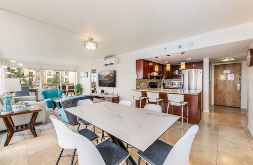 Waikiki Condo | Splendid 2BD w/One FREE Parking