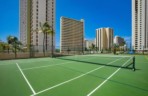 Waikiki Apartment | Aston at the Waikiki Banyan