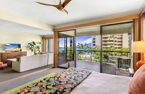 Kahana Villa | Charming 3 bedroom villa with WiFi, fitness room in Lahaina.