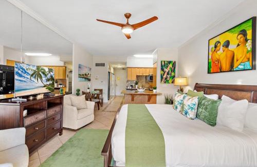 Historic Lahaina Front Street Apartment | Lahaina Shores Beach Resort 608