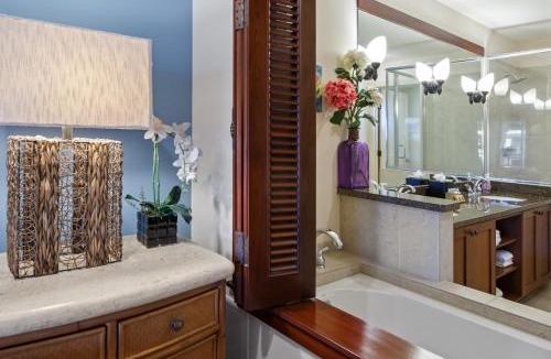 Waikoloa Apartment | Halii Kai Villas Ocean View 5 BR Sleeps 14 Great for Families Complimentary Car with 6 Nights HLI ML-1293 by KBM