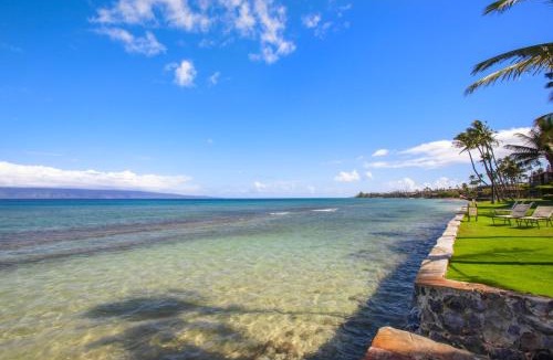 Honokowai Apartment | Papakea Oceanfront Studio Sleeps 4 Villas Great for Families Complimentary Car with 6 Nights PKE-304 by KBM