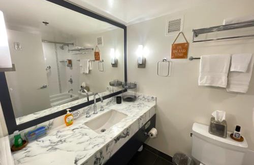 Ala Moana House | Ala Moana Hotel 24FL Ocean View Renovated