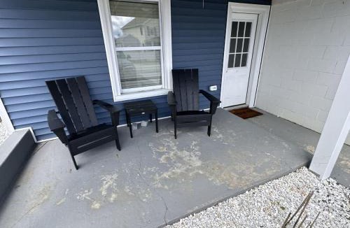 Seabrook Apartment | Shark Bait - Cozy Coastal Escape Near Hampton Beach