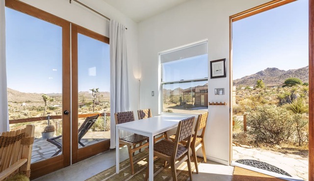 🌵The Jensen- Peaceful home with the most INCREDIBLE views🌵 in Joshua Tree