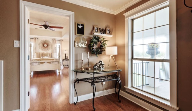 The Plantation House Boutique Inn in Pflugerville