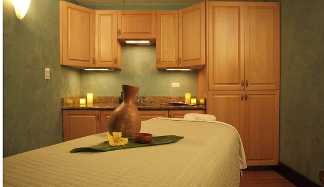 Waipouli Beach Oceanfront Resort