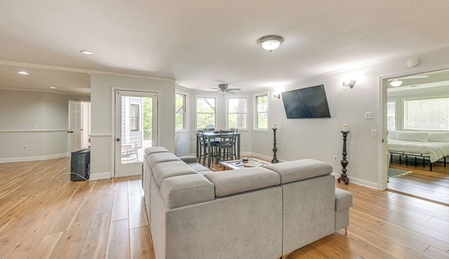 Chateaux-style Franklin Retreat w/Sauna and More in Franklin