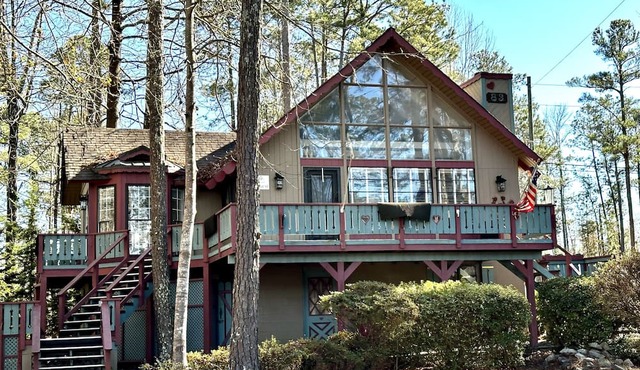 Inviting Lakeview Chalet, Amenities,Near Callaway in Pine Mountain