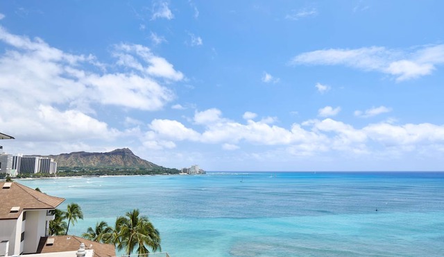 OUTRIGGER Reef Waikiki Beach Resort