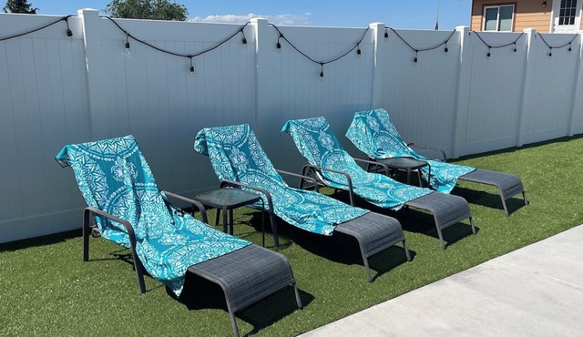 Desert Oasis: Private Pool - Golf - Sun in Mattawa