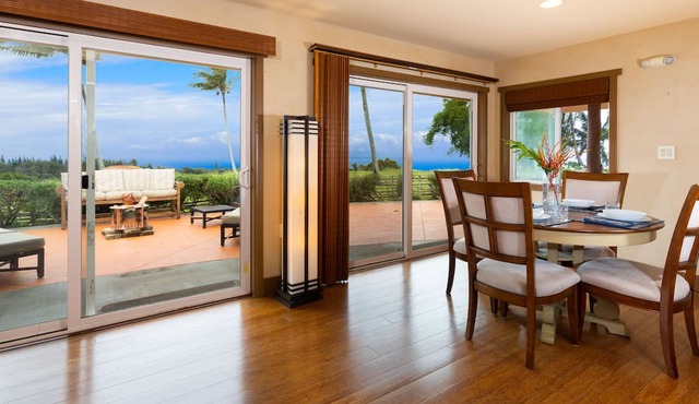 23 Acre Farm 8 Beds with Ocean Views