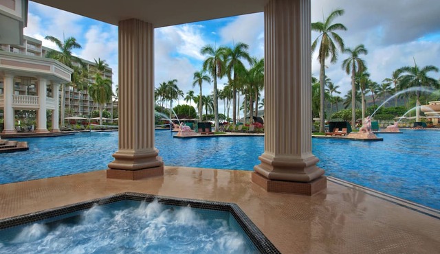 Oceanfront - 2 Bedroom - Marriott's Kauai Beach Club - Full Resort Access