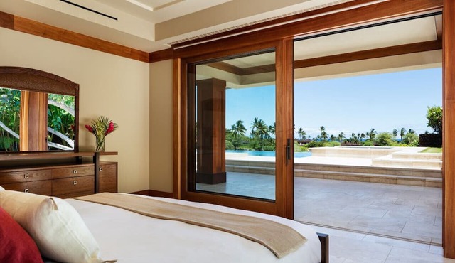 Luxurious & Serene Home w/Private Pool & Spa