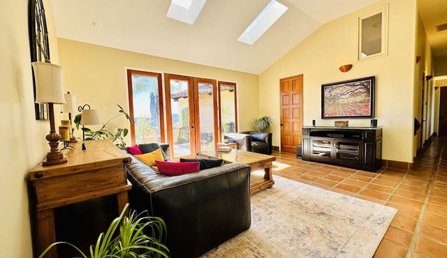 Hilltop Hacienda Private Estate Pool Spa 360 Views in Escondido