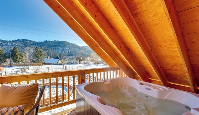 Private Hot Tub & Mtn Views: Garden Valley Apt! in Garden Valley