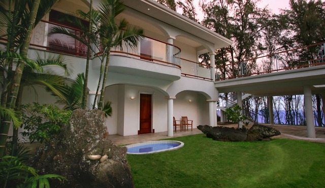 Ocean View Suite @ Hawaii Island Retreat an Eco-Boutique Hotel