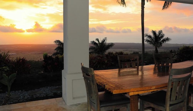 Luxury Private Villa - 180° Sunset Views - 3 Acres in Kailua-Kona
