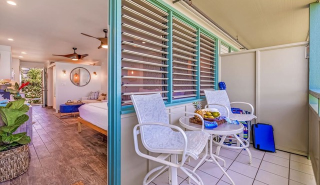Oceanfront Beachfront Studio - The Napili Bay 103 -Fall asleep to the waves