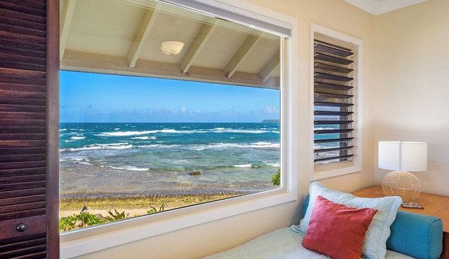 Literally Right On the Beach - 2BR Condo Perfect for Couples & Small Families
