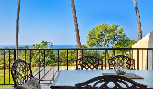 🏖️Ocean View Keauhou Condo w/A/C | 2BR Loft | Pickleball