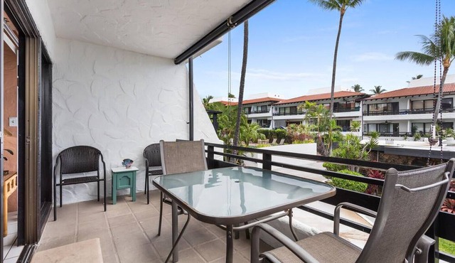🏖️Garden View Kona Condo | A/C, Pools, Walk to Ocean