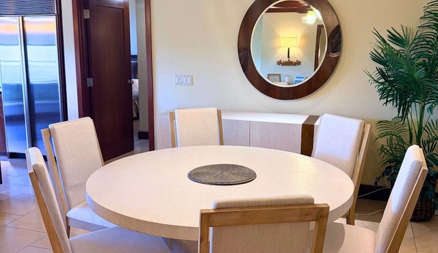 Hale Healani B-705 Stunning Views of the ocean: Sept. Special Book 7 nights get 1 night free. in Kapolei
