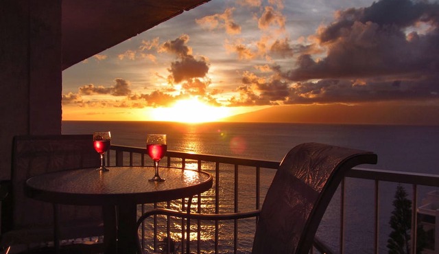 The Best Ocean View Studio Condo at the Royal Kahana Oceanfront Resort. With A/C